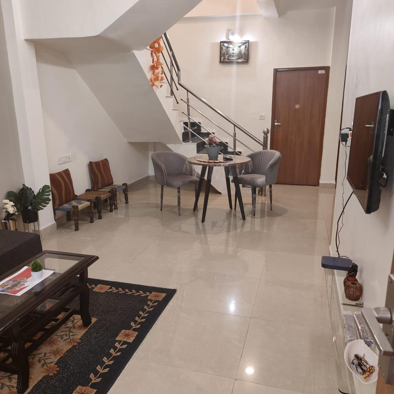 Mahadev Mansion Villa Ujjain Ngoại thất bức ảnh